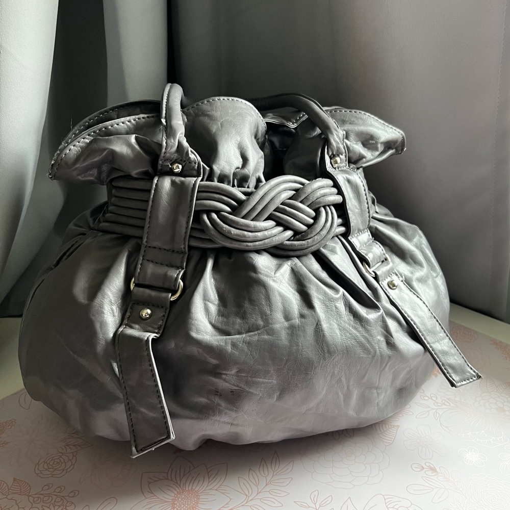 Braided Gray Cauldron Tote Bag - Picture 10 of 10